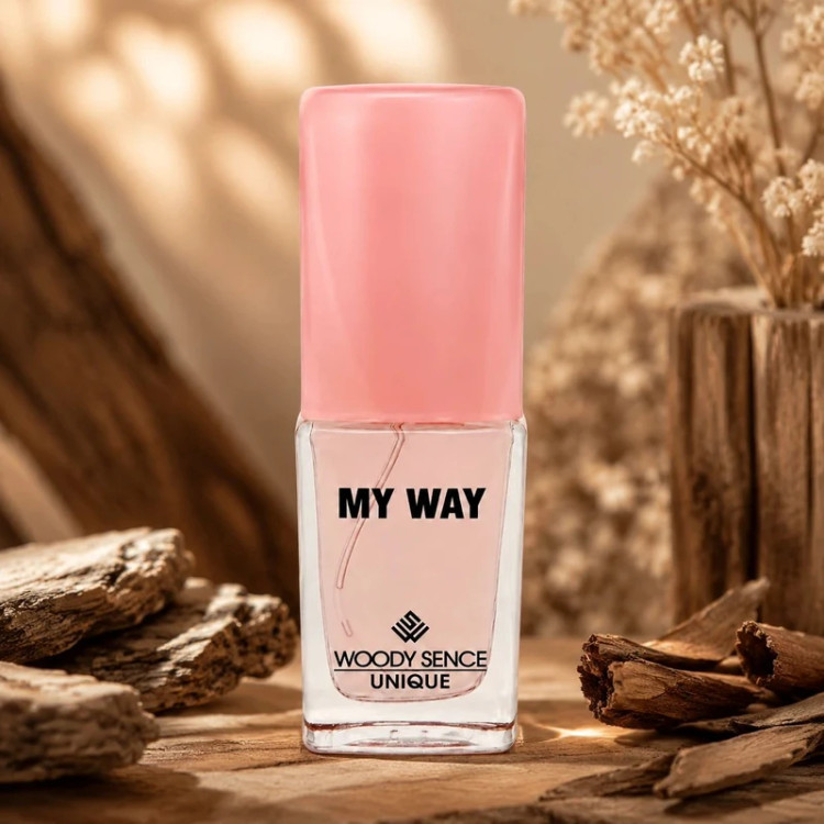 عطر جیبی زنانه وودی سنس مدل My Way با رایحه شیرین و گلی حجم 15 میلیلیتر